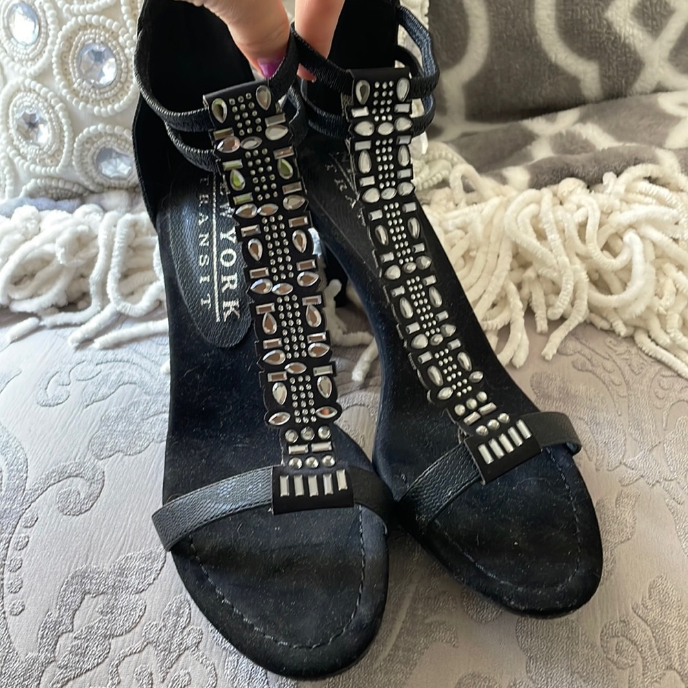NEVER WORN black glamour heels